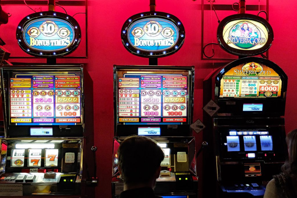 casino, game of chance, slot machines-3260387.jpg